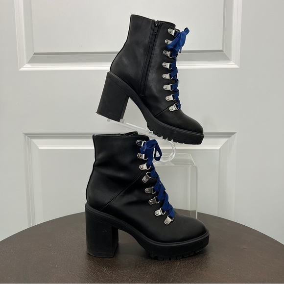 “Royce” - Picture 4 of 15